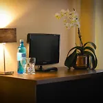 Hotel Am Landeshaus 2*