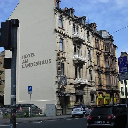 Am Landeshaus Wiesbaden