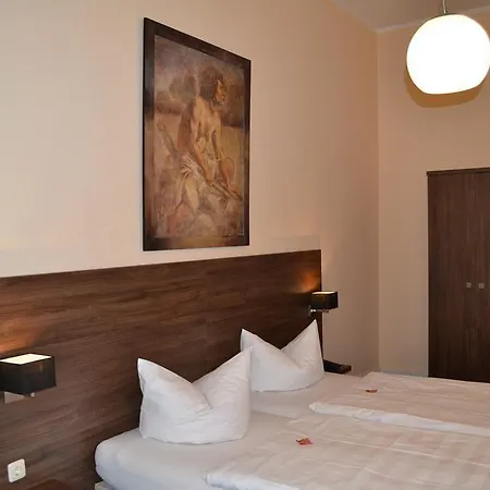Am Landeshaus Hotel 2*