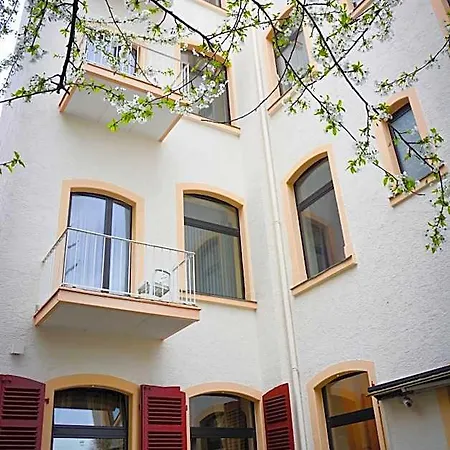 Am Landeshaus Wiesbaden