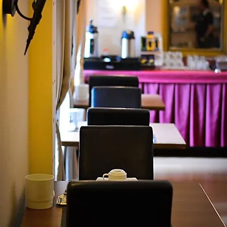 Am Landeshaus Hotel 2*