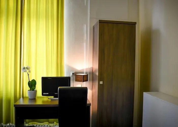 Am Landeshaus 호텔